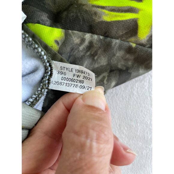 Under Armour Youth Loose Fit Camouflage Hoodie YMD Neon Yellow & Gray Pullover - Picture 10 of 12